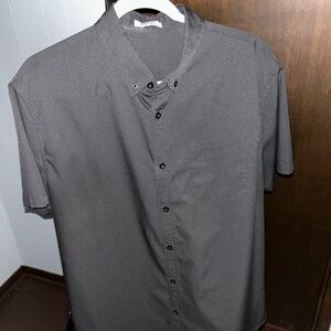 Men's Gray Short Sleeve Shirt